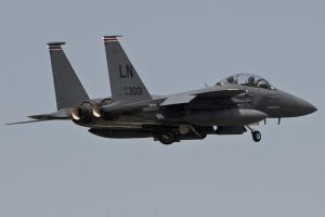 aviano april 22  2011 strike01 f 15e 00 3001 494thfs 48thfw  raf lakenheath ab  england low app 02 aviano april 22  2011 strike01 f 15e 00 3001 494thfs 48thfw  raf lakenheath ab  england low app 02