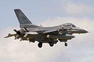 aviano august 16  2011 oup902 f 16cm 92 3910 77thfs 20thfw  shaw afb  sc rtb aviano august 16  2011 oup902 f 16cm 92 3910 77thfs 20thfw  shaw afb  sc rtb