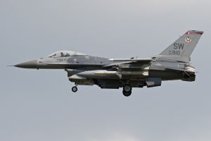 aviano july 16  2011 oup184 f 16cm 92 3910 77thfs 20thfw  shaw afb  south carolina rtb aviano july 16  2011 oup184 f 16cm 92 3910 77thfs 20thfw  shaw afb  south carolina rtb