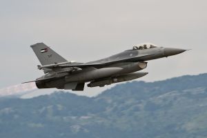 aviano june 02  2011 saif51 f 16a 683 6thsquadron al azraq ab  jordan aviano june 02  2011 saif51 f 16a 683 6thsquadron al azraq ab  jordan