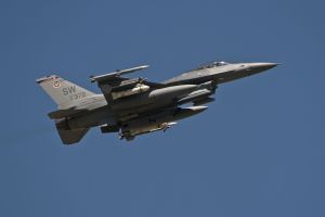 aviano june 26  2011 oup206 f 16cm 91 0372 77thfs 20thfw  shaw afb  south carolina aviano june 26  2011 oup206 f 16cm 91 0372 77thfs 20thfw  shaw afb  south carolina
