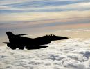F-16 pilots, KC-135 crews team for mid-air refueling training F-16 pilots, KC-135 crews team for mid-air refueling training