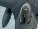 F-16 pilots, KC-135 crews team for mid-air refueling training F-16 pilots, KC-135 crews team for mid-air refueling training