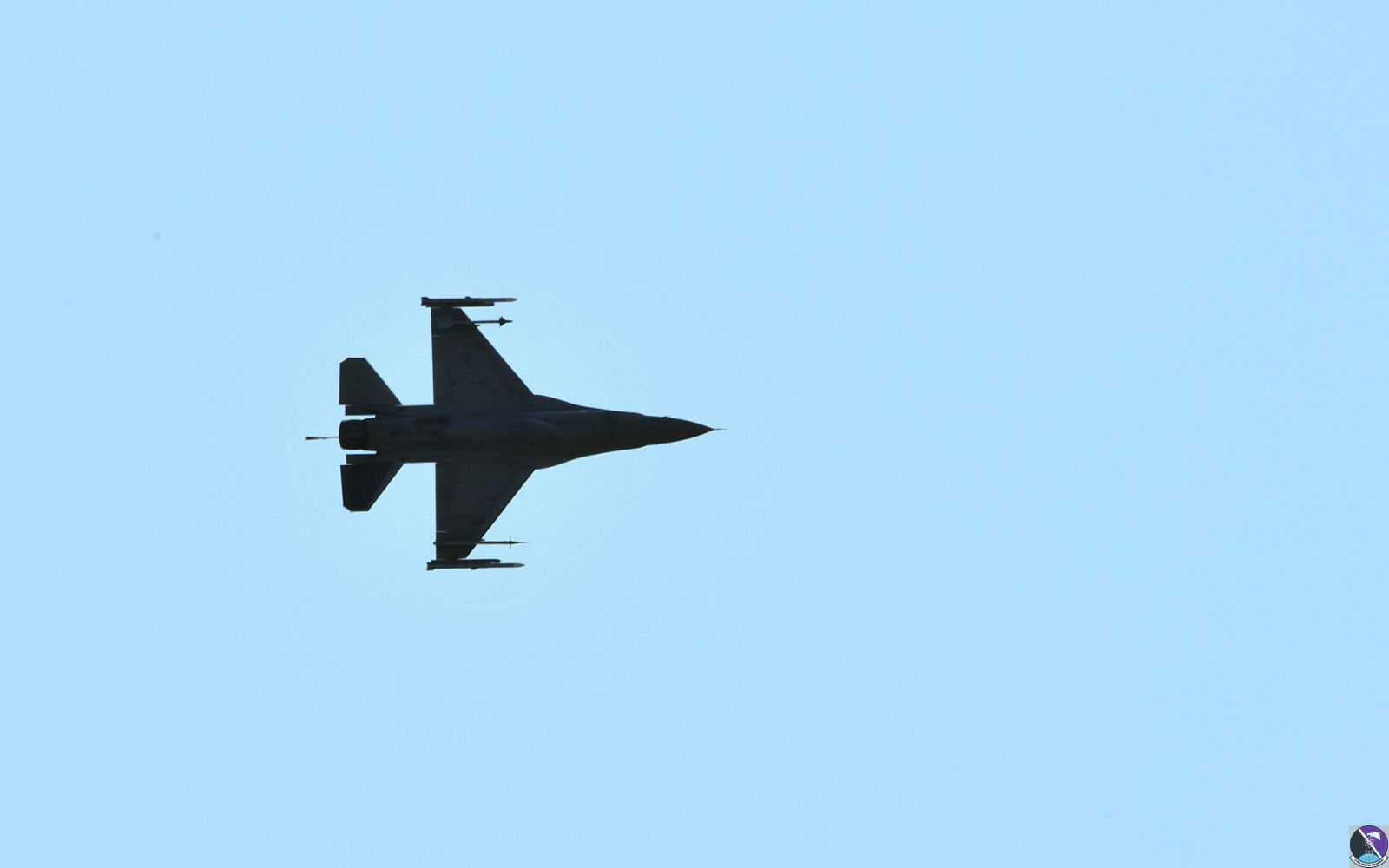 F-16s Soar Above Aviano F-16s Soar Above Aviano